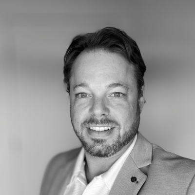 Tyler Bio Pic - not cropped